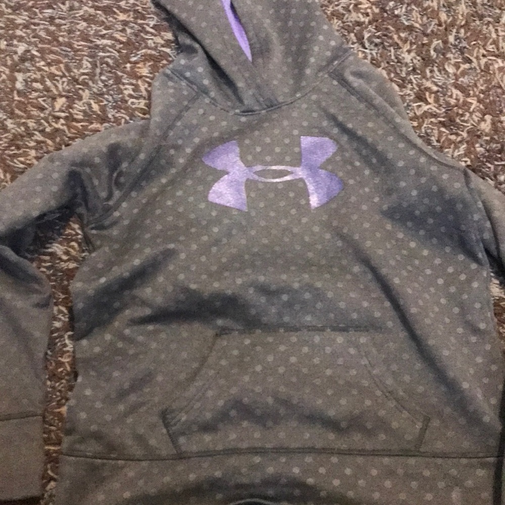 Girls under Armour hoodie